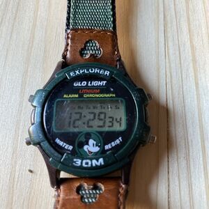 VINTAGE 1990s Disney MICKEY MOUSE Explorer Glo LIght Digital Watch New Battery